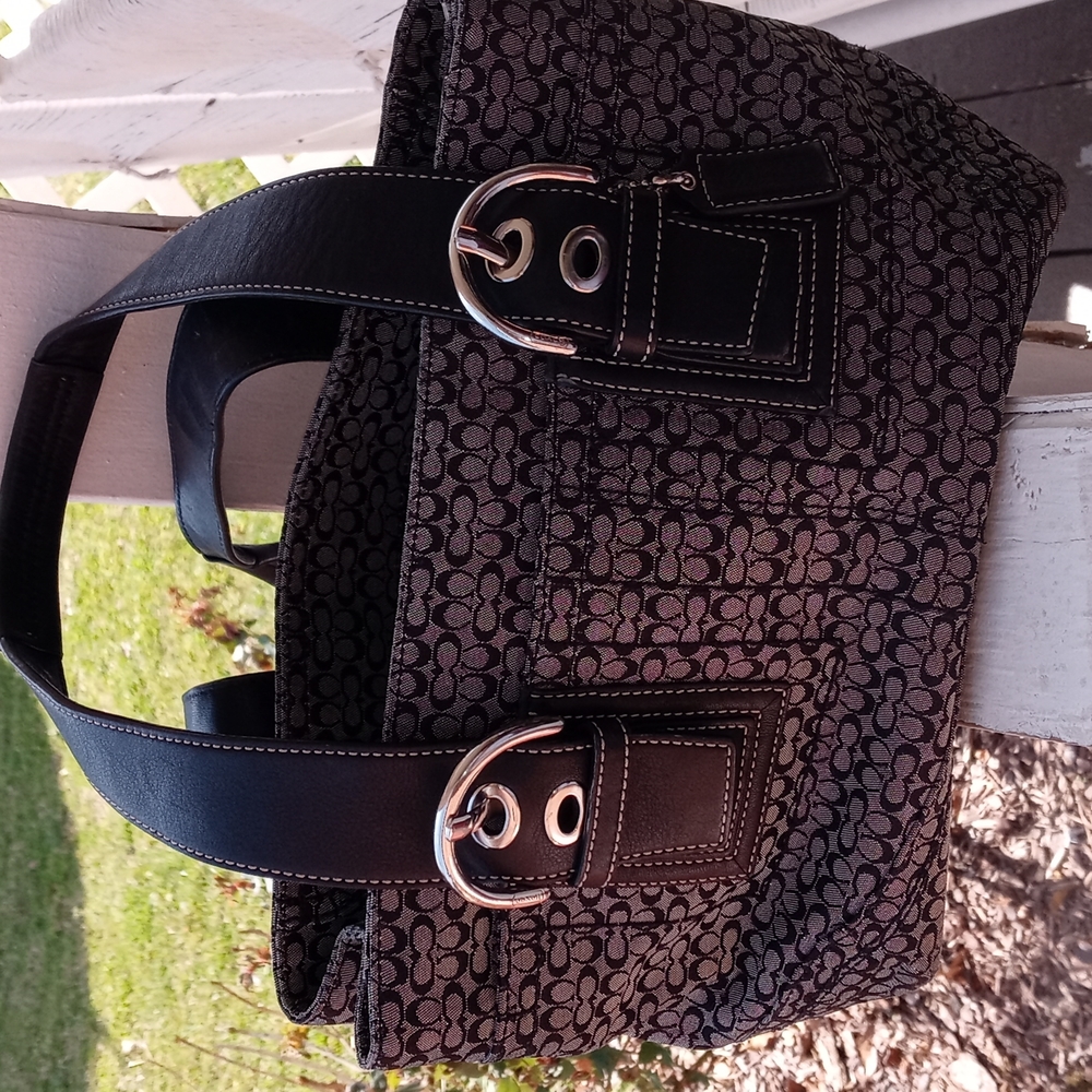 COACH C PRINT PURSE/BAG WITH LEATHER HANDLES